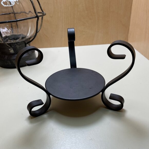 Rare Antique-Style 3 Piece Black Metal & Glass Lantern With Decorative Stand and - Picture 8 of 16